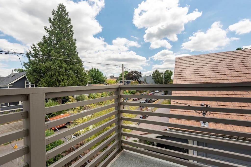 פורטלנד Comfy Family Home, Walkable Neighborhood + Patio! מראה חיצוני תמונה